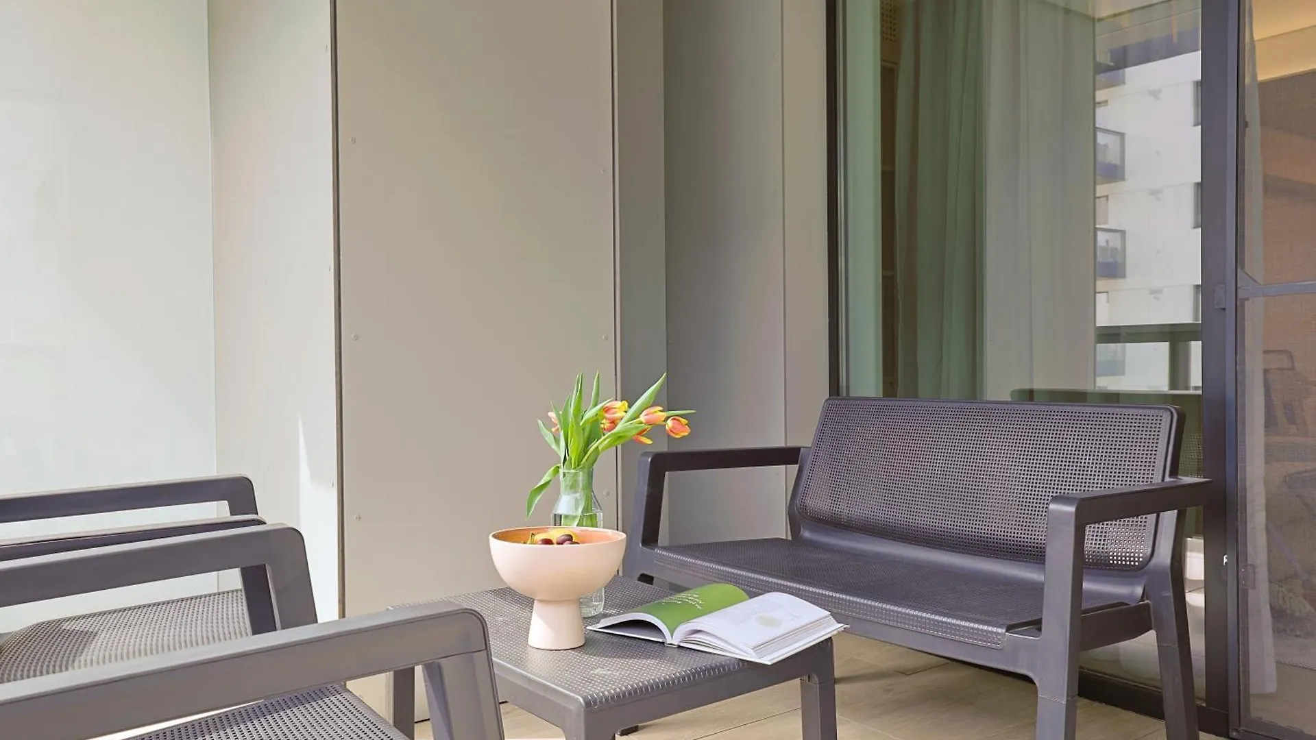 North By Urbanesq Cortina H Apartment Voluntari