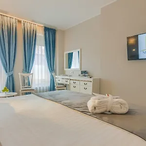 New Era Old Town Bucharest- Parking With Fee Nearby - Not At The ! Bukarest